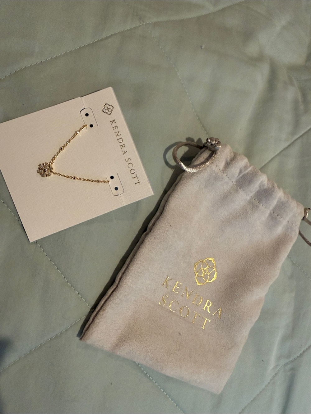 Kendra Scott Gold Floral Pendant Necklace